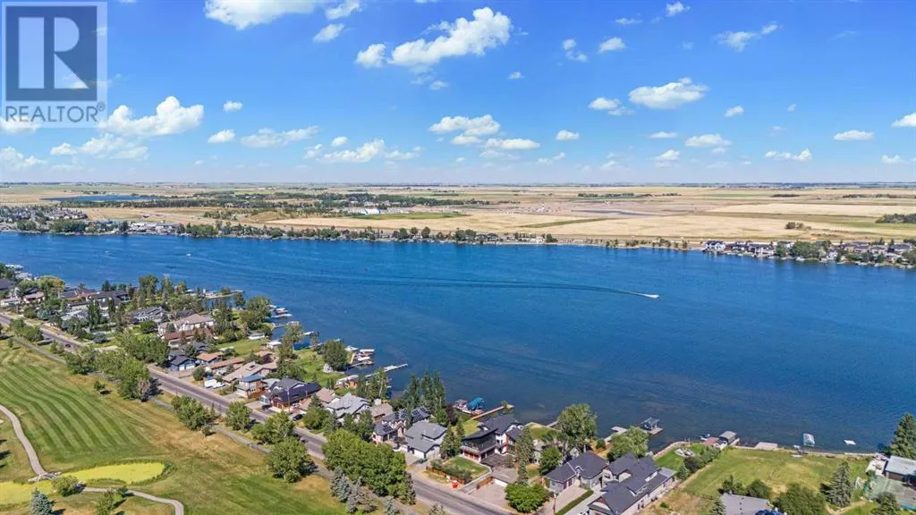 476 WEST CHESTERMERE Drive