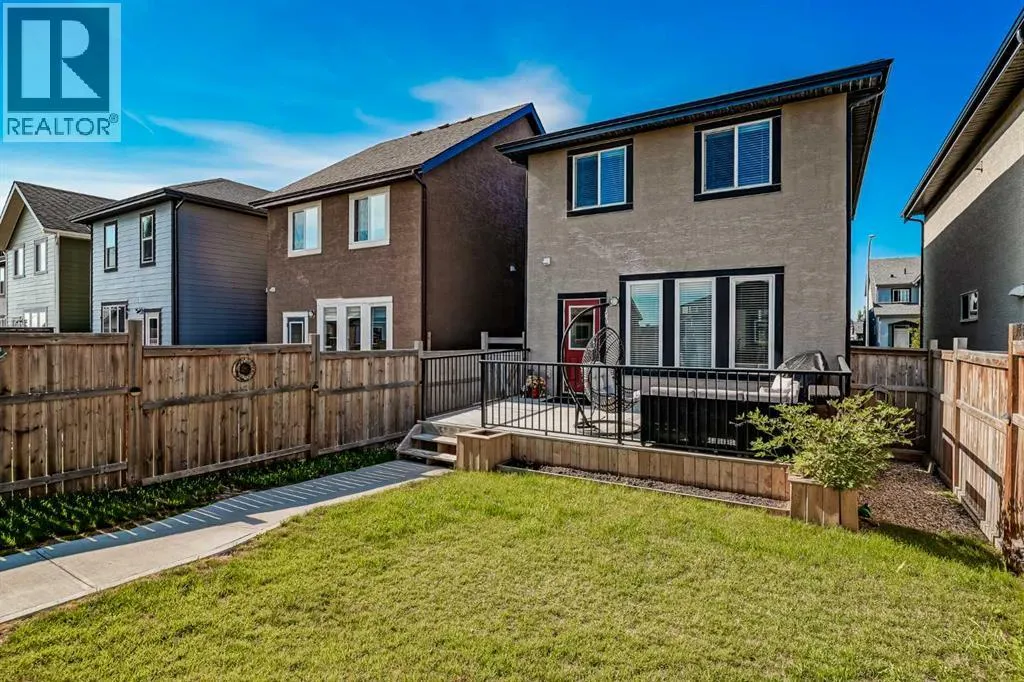 280 Marquis Heights SE