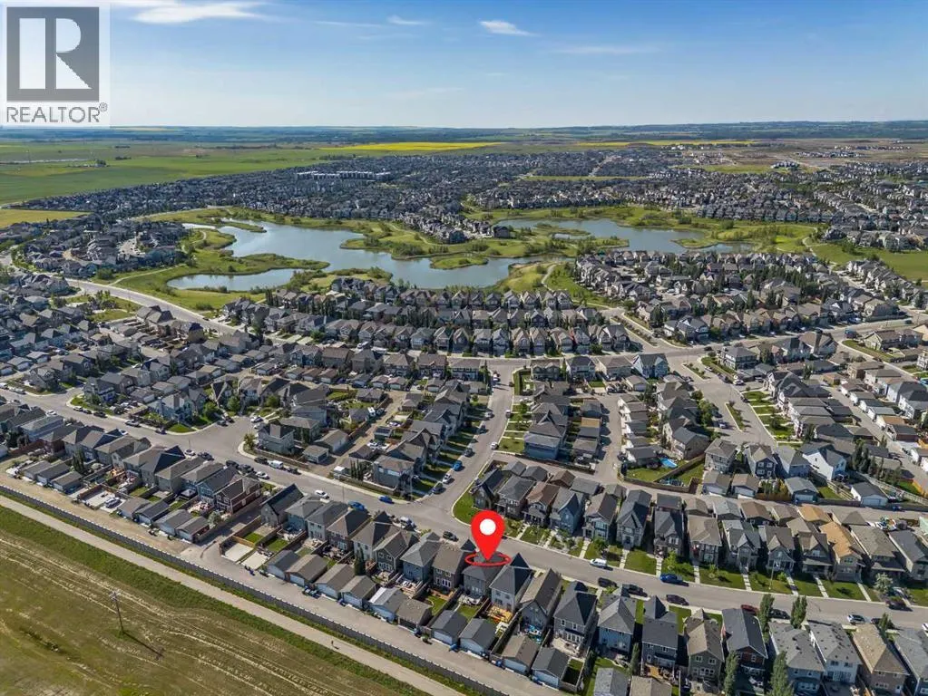 280 Marquis Heights SE