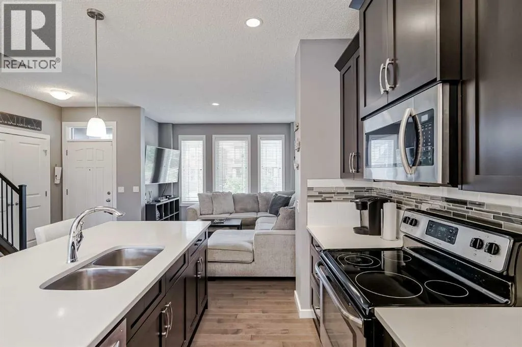 280 Marquis Heights SE