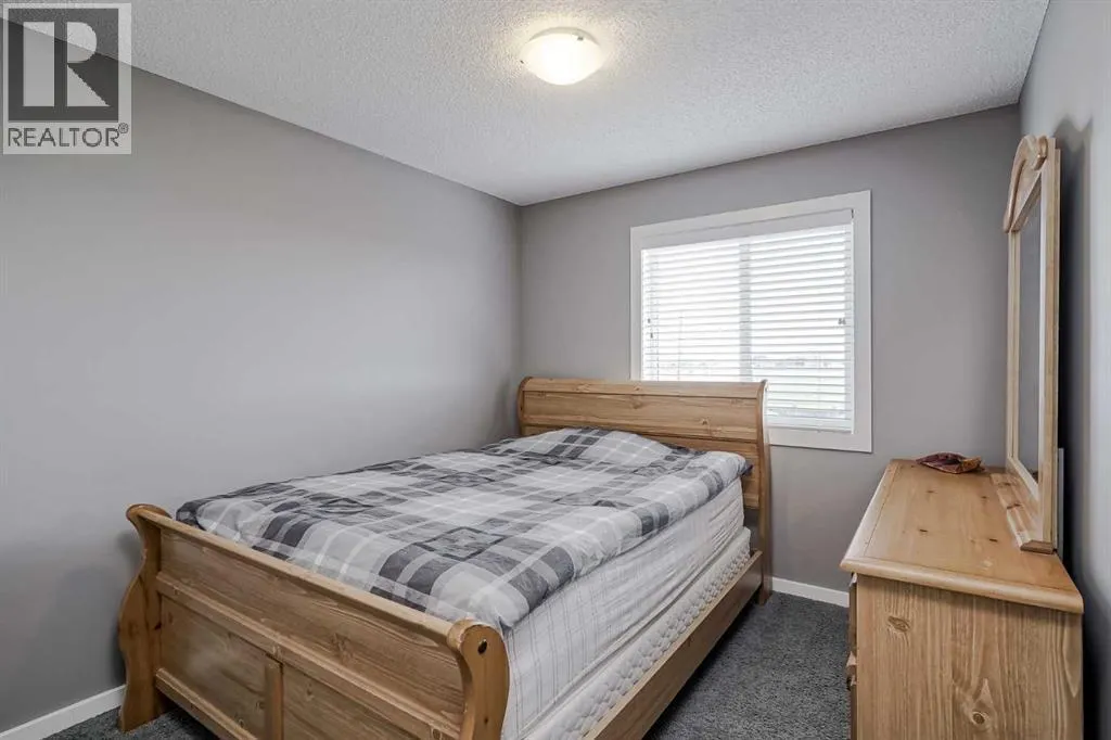 280 Marquis Heights SE