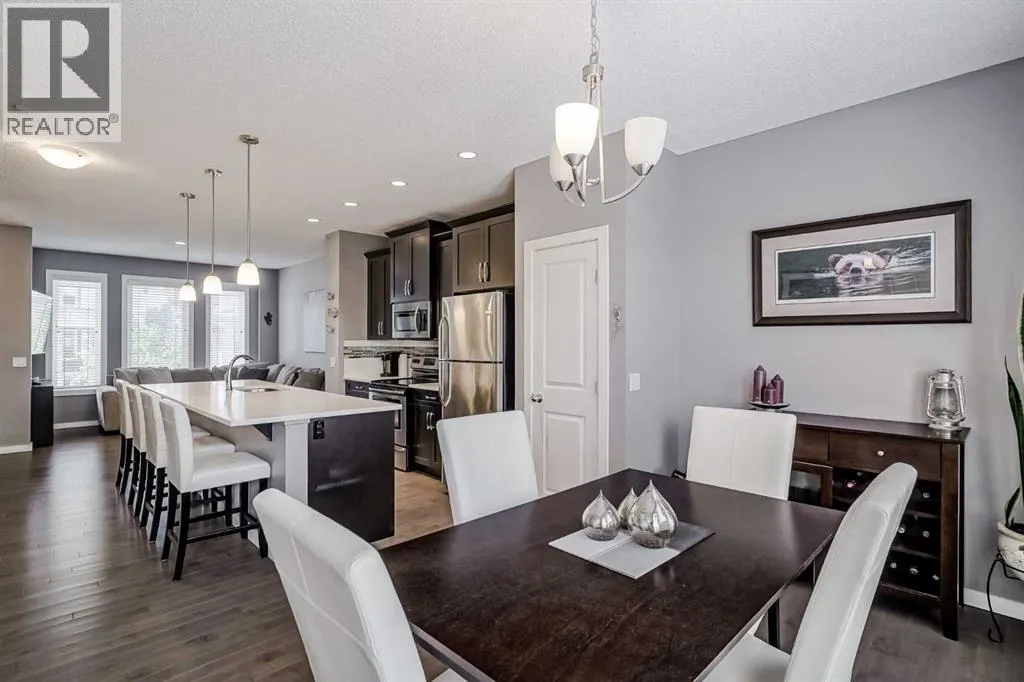 280 Marquis Heights SE