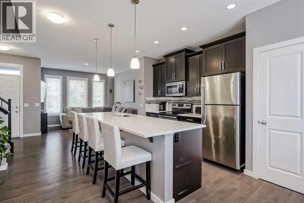 280 Marquis Heights SE