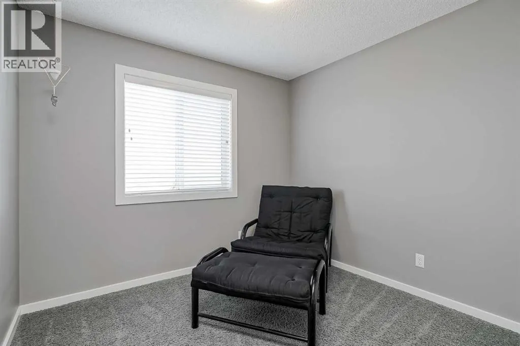 280 Marquis Heights SE