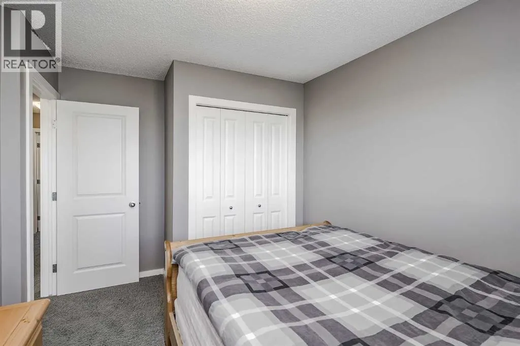 280 Marquis Heights SE