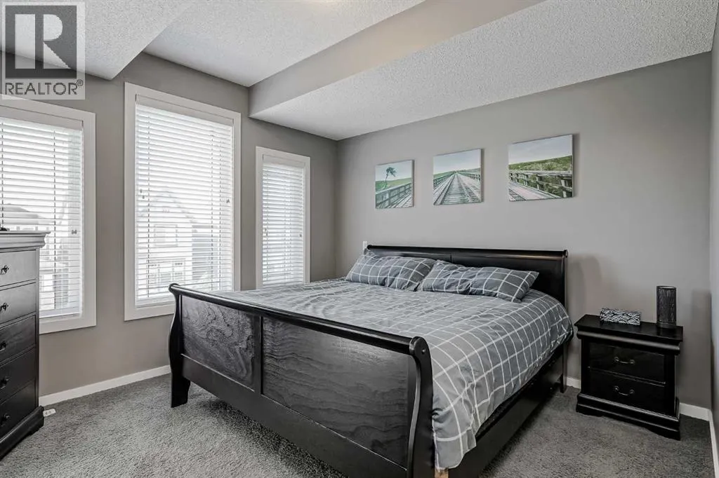 280 Marquis Heights SE