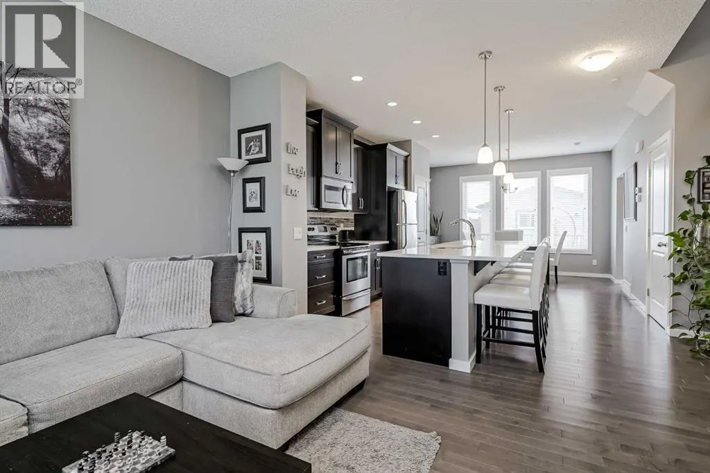 280 Marquis Heights SE