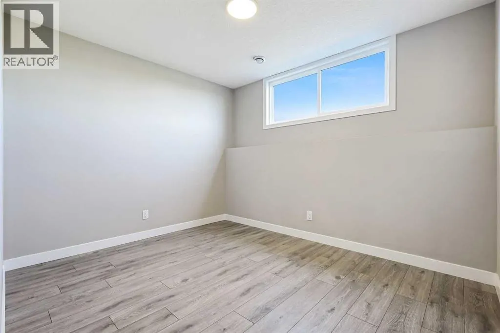 511, 595 Mahogany Road SE