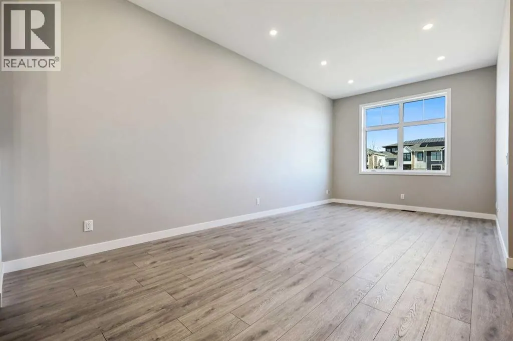 511, 595 Mahogany Road SE