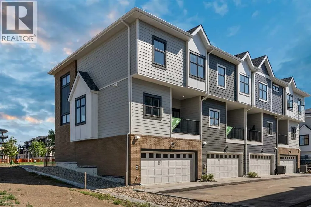 111, 595 Mahogany Road SE