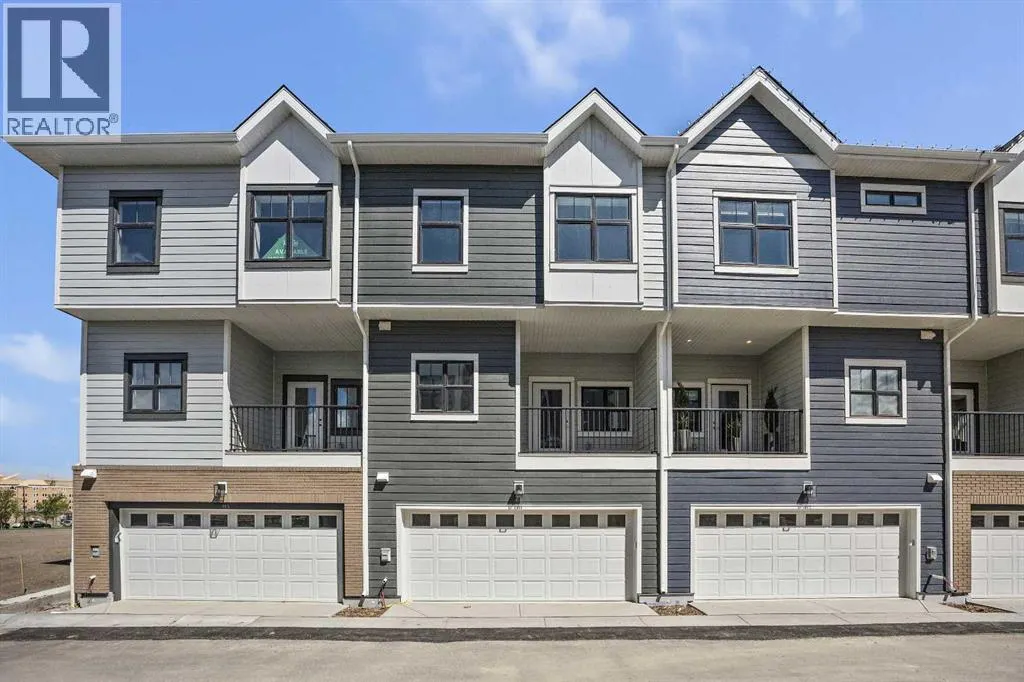 111, 595 Mahogany Road SE
