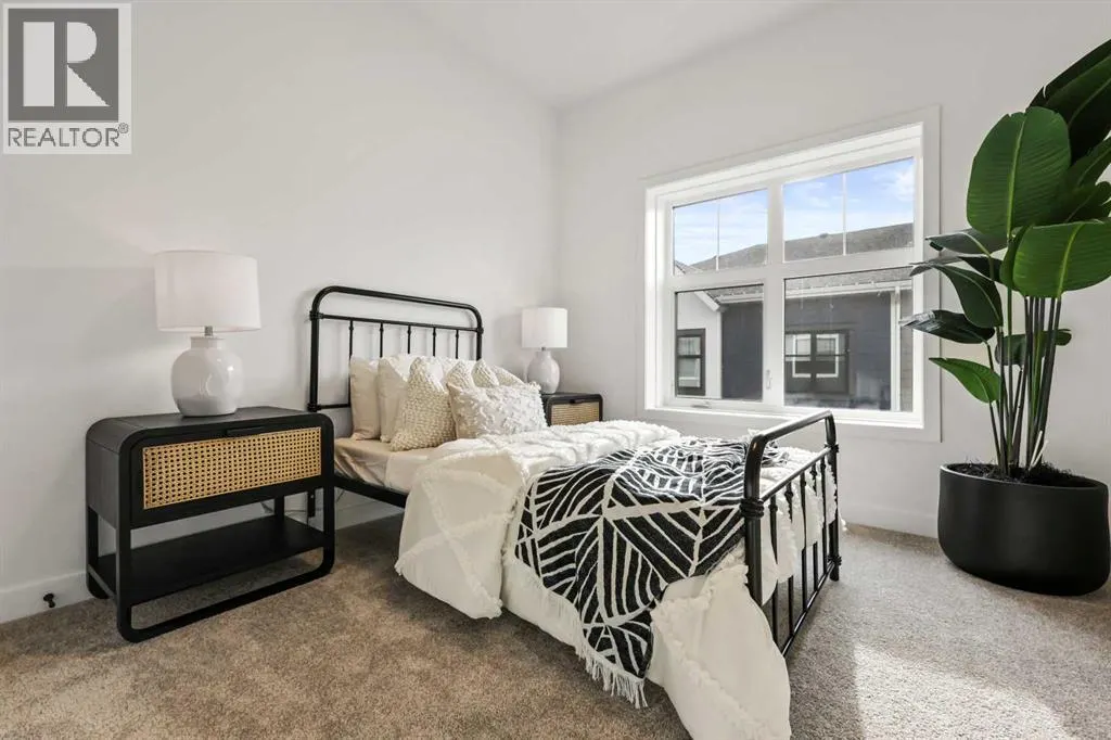 111, 595 Mahogany Road SE