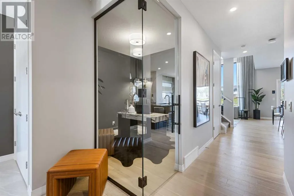 412 Legacy Circle SE