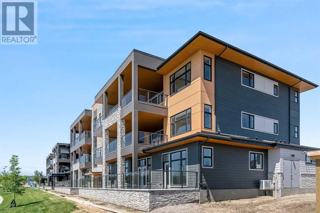 101, 180 Marina Cove SE