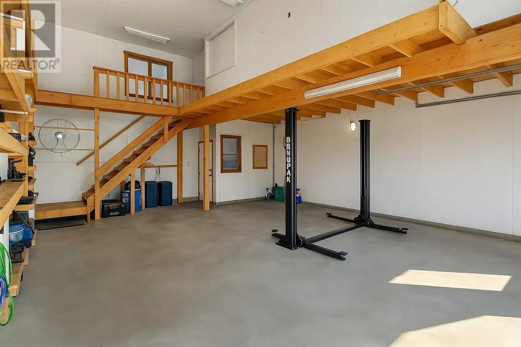 881 East Chestermere Drive