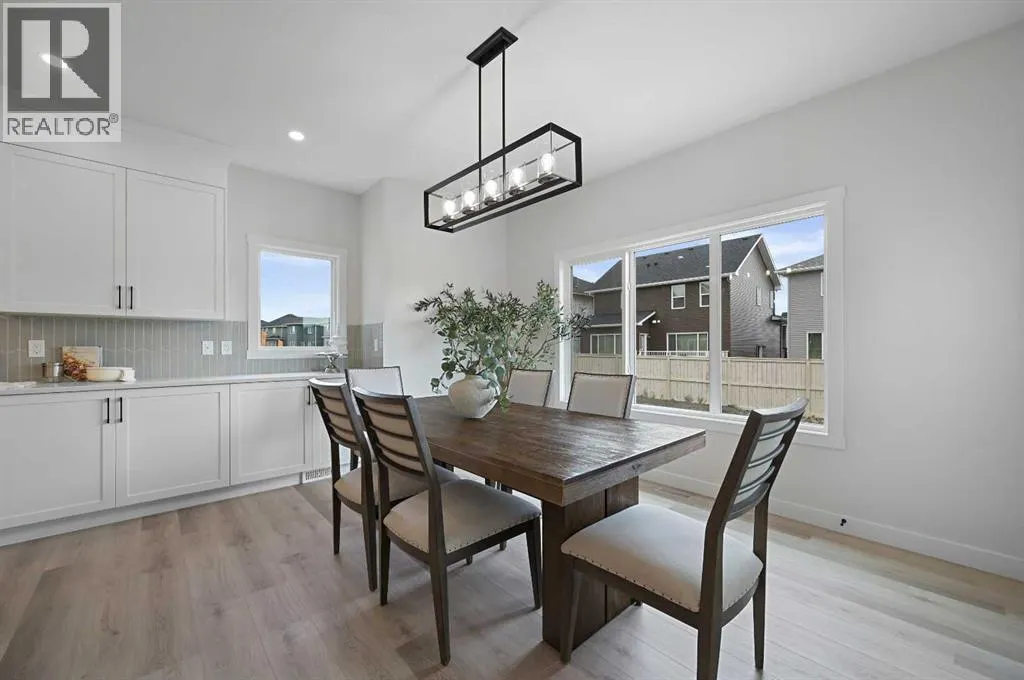564 Baywater Manor SW
