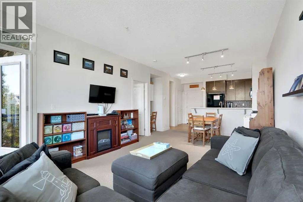 319, 25 Auburn Meadows Avenue SE