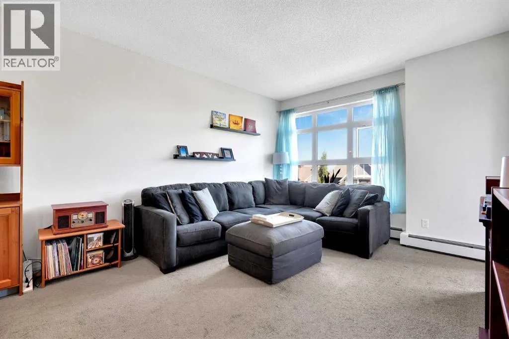 319, 25 Auburn Meadows Avenue SE