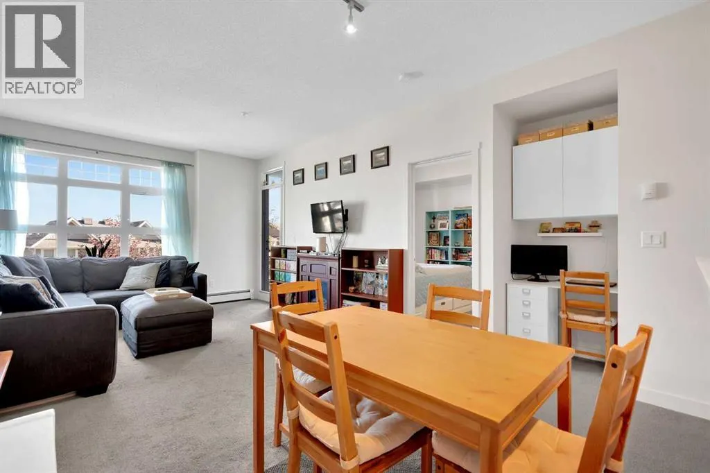 319, 25 Auburn Meadows Avenue SE