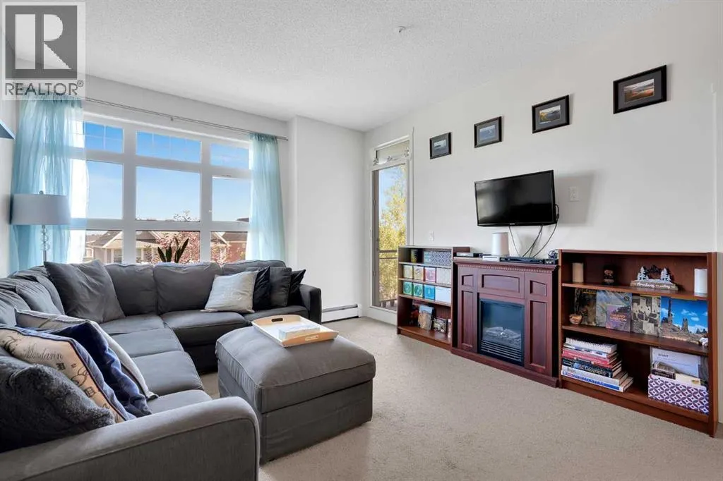 319, 25 Auburn Meadows Avenue SE