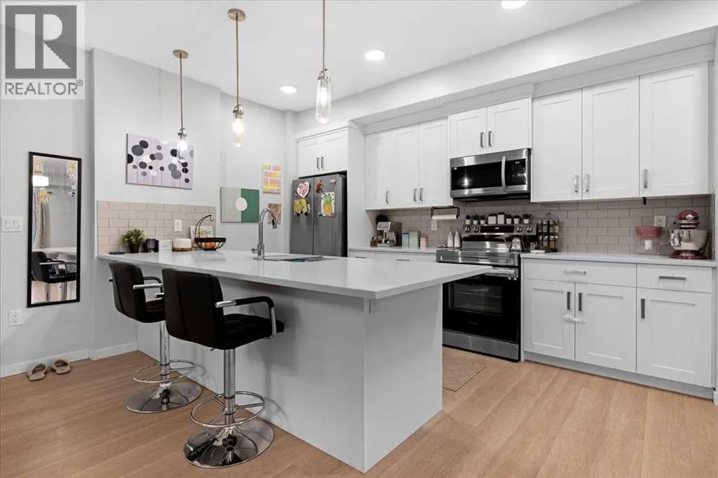 2302, 42 CRANBROOK Gardens SE