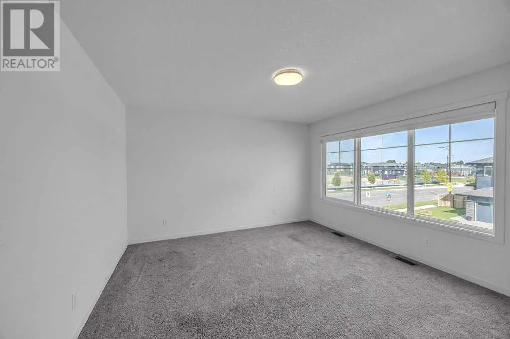 4 Birch Glen