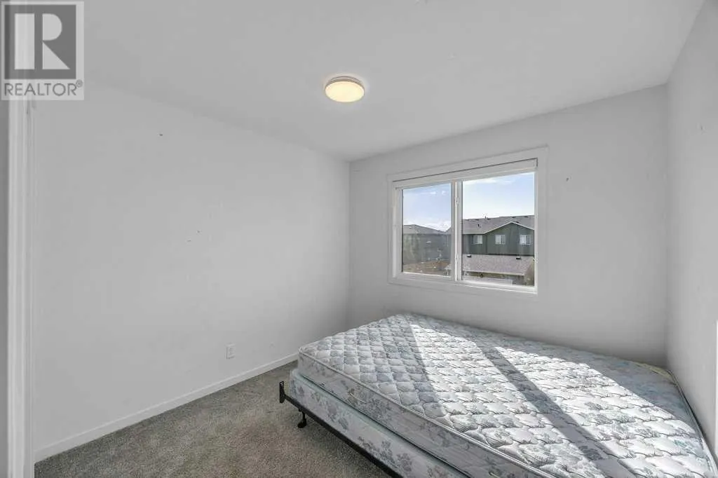 4 Birch Glen