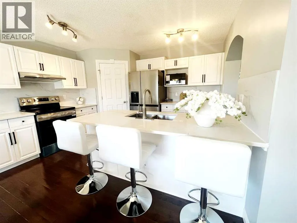 163 Springmere Close