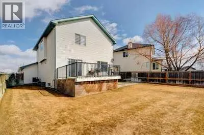 163 Springmere Close