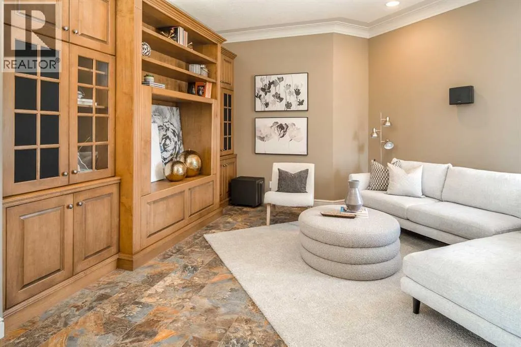 120 Gleneagles Landing