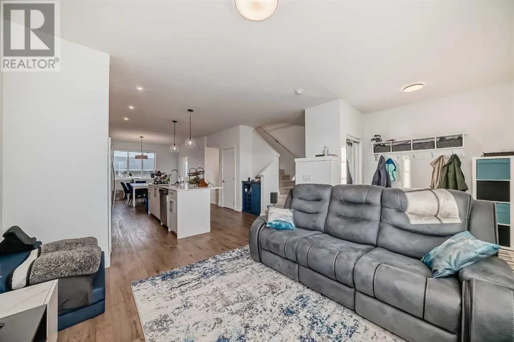 144 Merganser Drive W