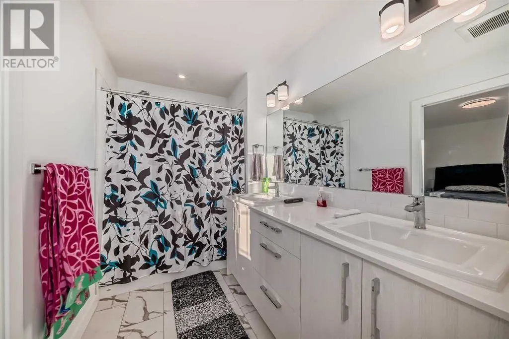 144 Merganser Drive W