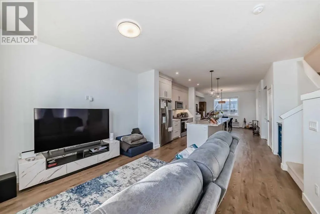 144 Merganser Drive W