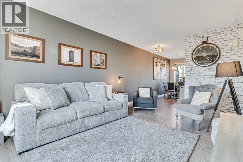 297 Mahogany Boulevard SE