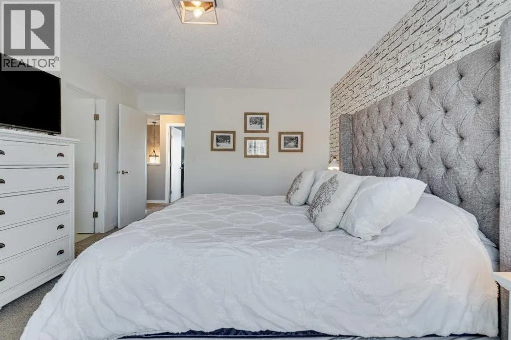297 Mahogany Boulevard SE