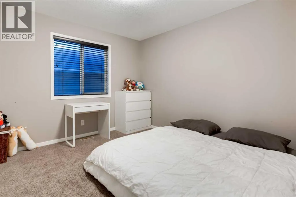 94 Auburn Glen Common SE