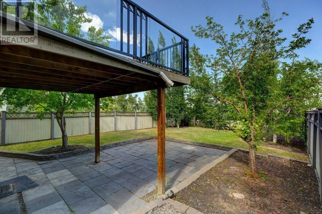 230 Westmount Crescent