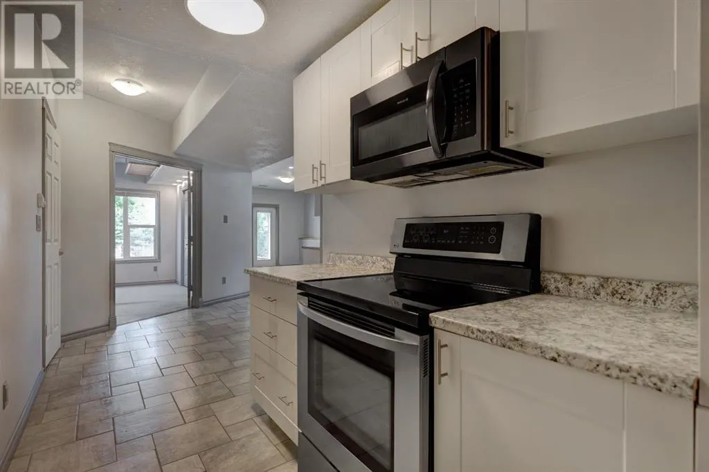 230 Westmount Crescent