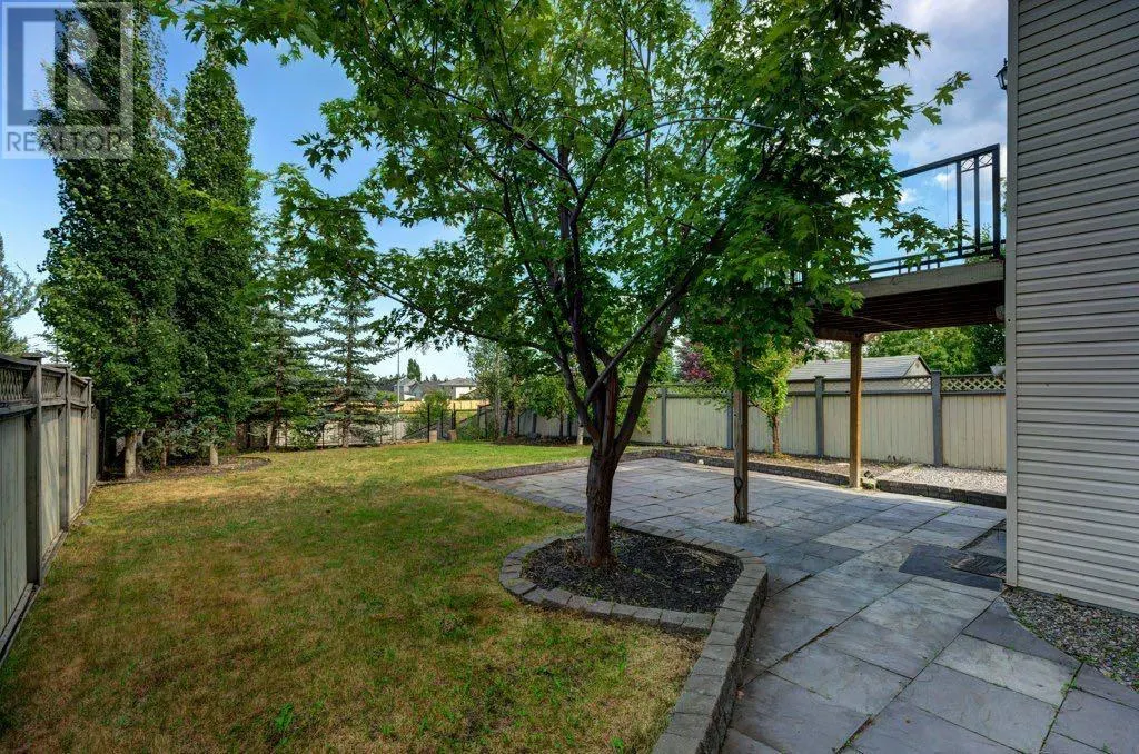 230 Westmount Crescent