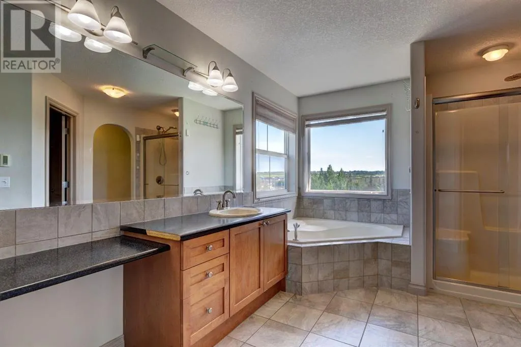 230 Westmount Crescent