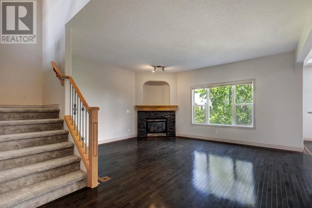 230 Westmount Crescent