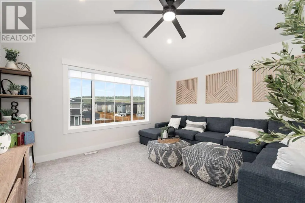 8 Vantage Drive