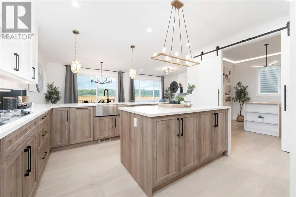 8 Vantage Drive