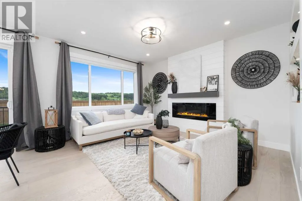 8 Vantage Drive