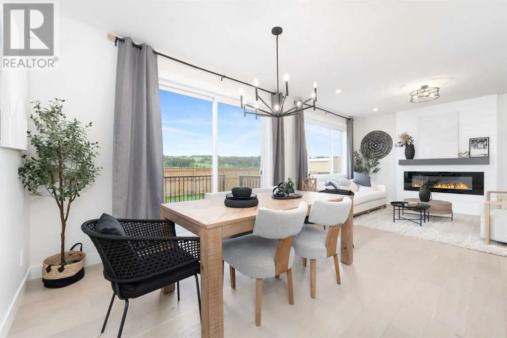 8 Vantage Drive
