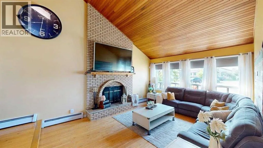185 Oaks Bay