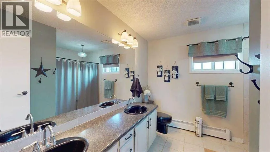 185 Oaks Bay