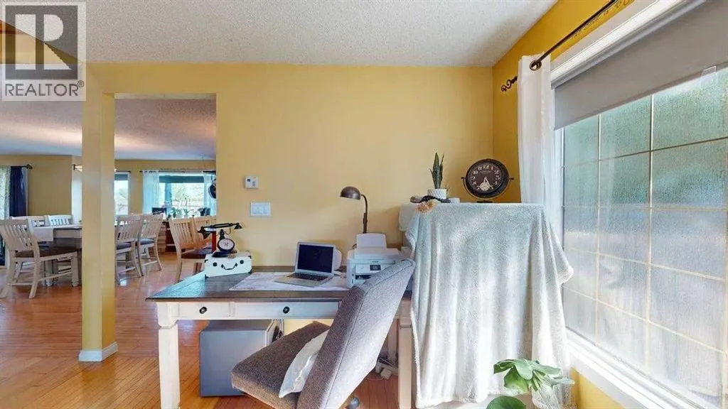 185 Oaks Bay