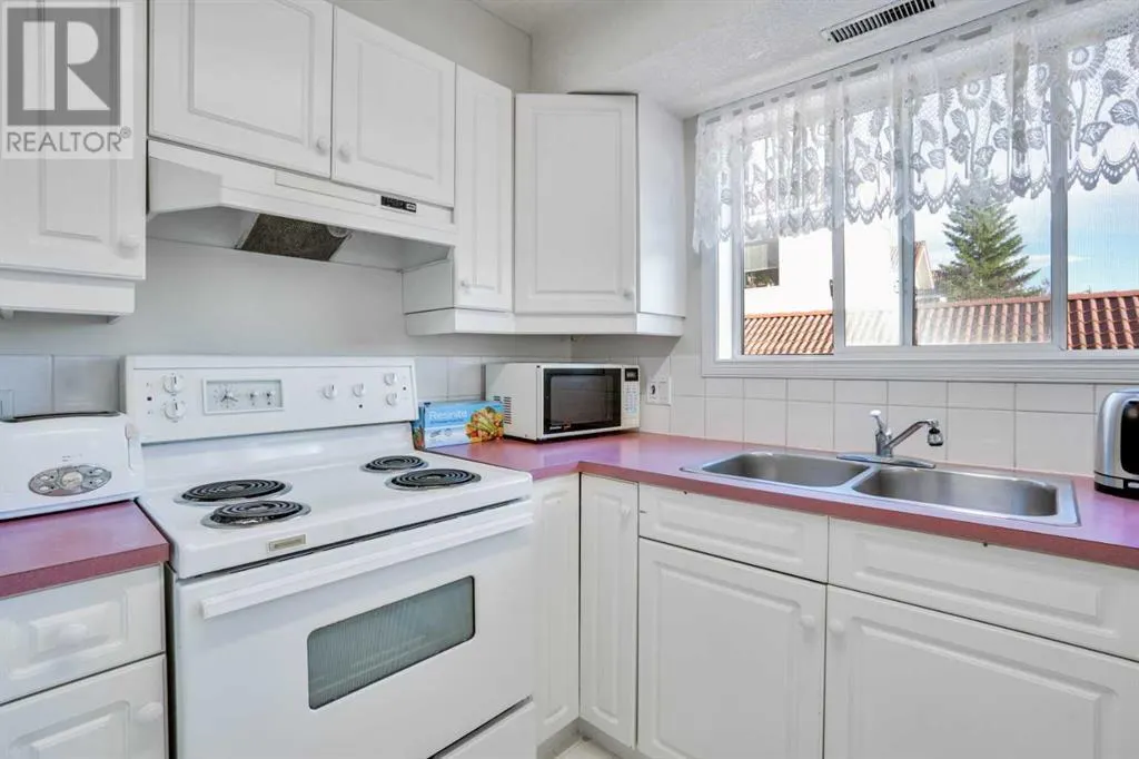 1202, 1818 Simcoe Boulevard SW