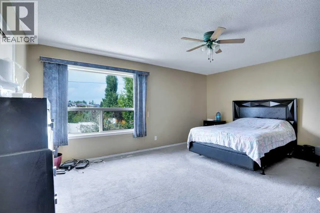 356 Chaparral Drive SE